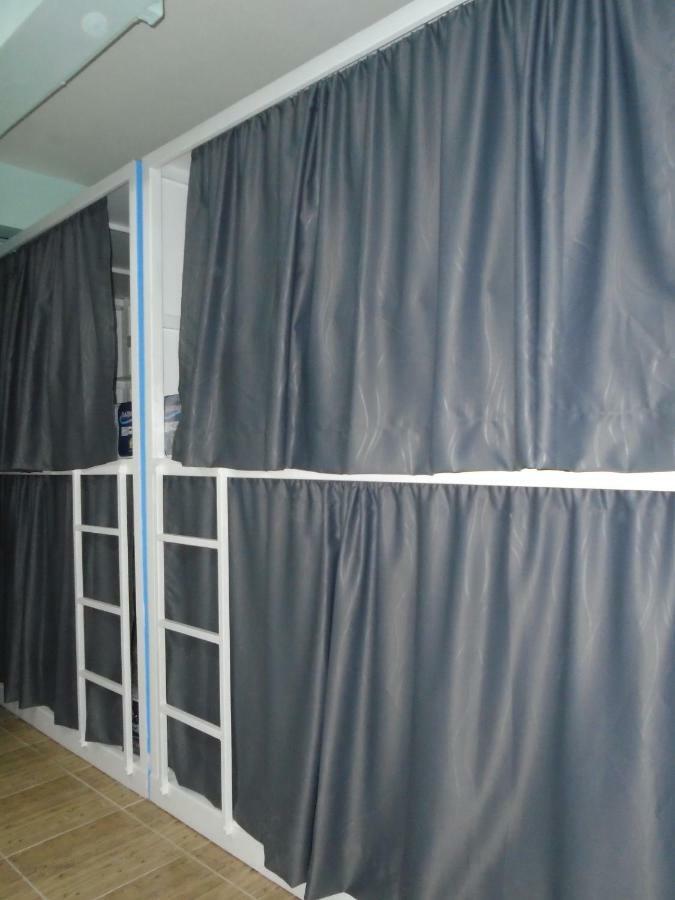 Panda Hostel Phuket (Adults Only) Patong Buitenkant foto